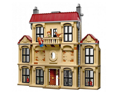 Конструктор "Jurassic World - Нападение Индораптора в поместье Локвуд" (10928)