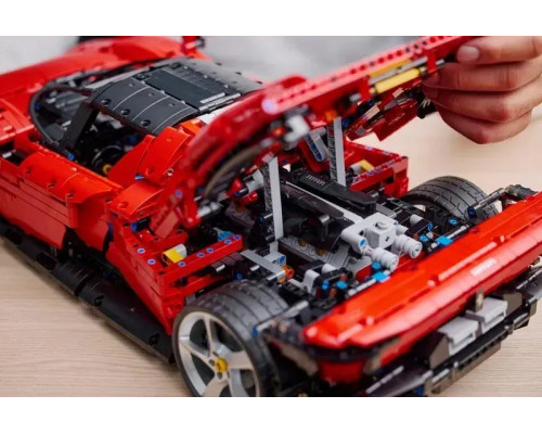 Конструктор Technic (арт. 006) "Ferrari Daytona SP3" 3778 деталей