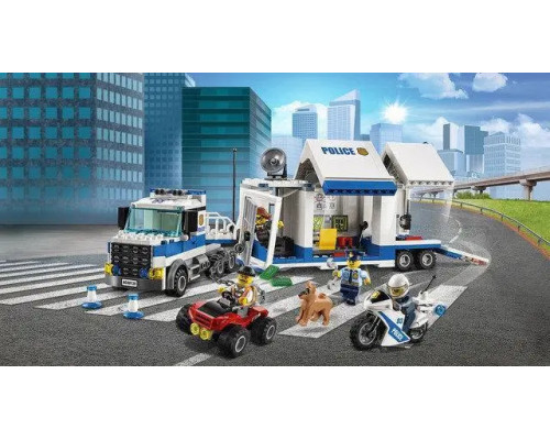 Конструктор (10657) Мобильный командный центр, 398 деталей